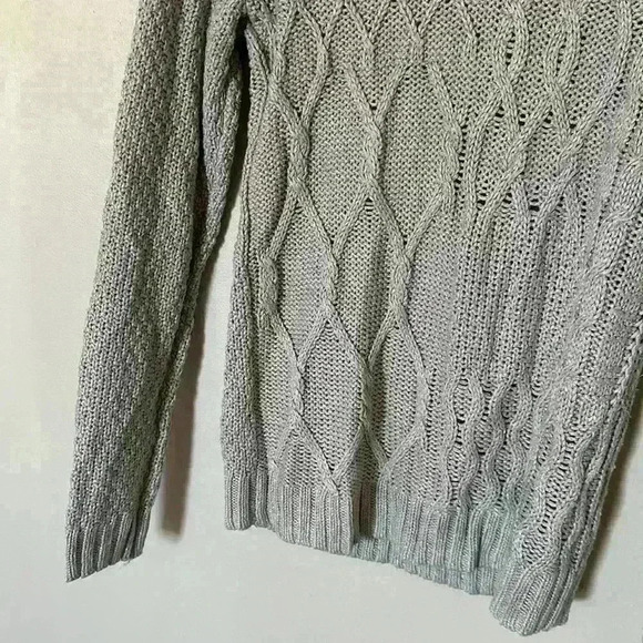 Mossimo gray knit - Picture 4 of 7